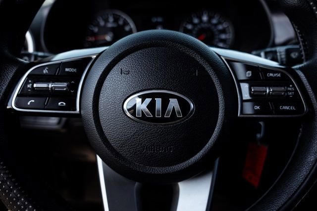 Used 2021 Kia Forte LXS FWD image 14