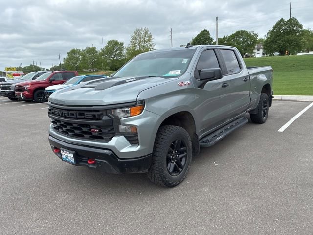 Used 2025 Chevrolet Silverado 1500 Custom Trail Boss AWD/4WD image 3