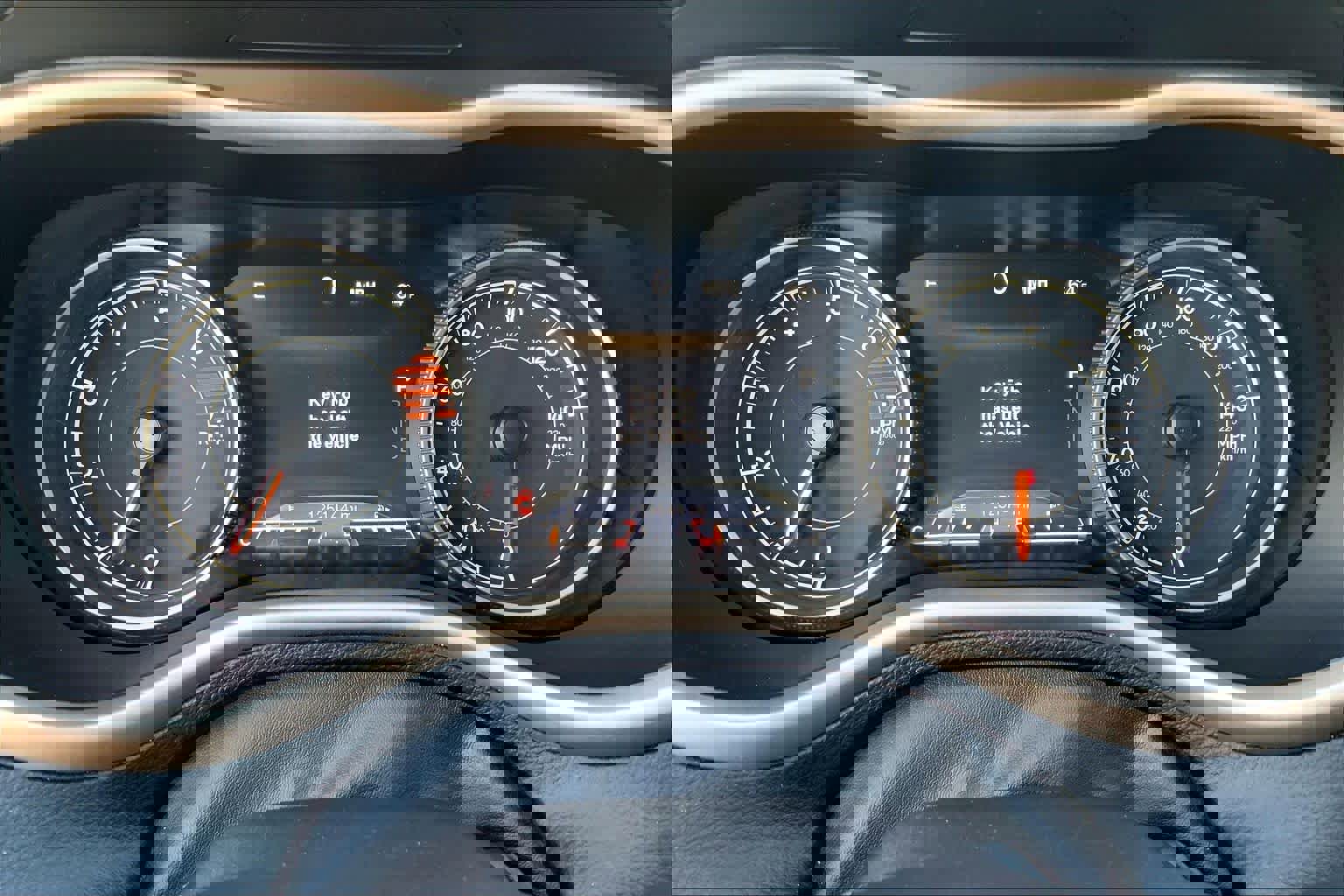 Used 2017 Jeep Cherokee Limited image 26