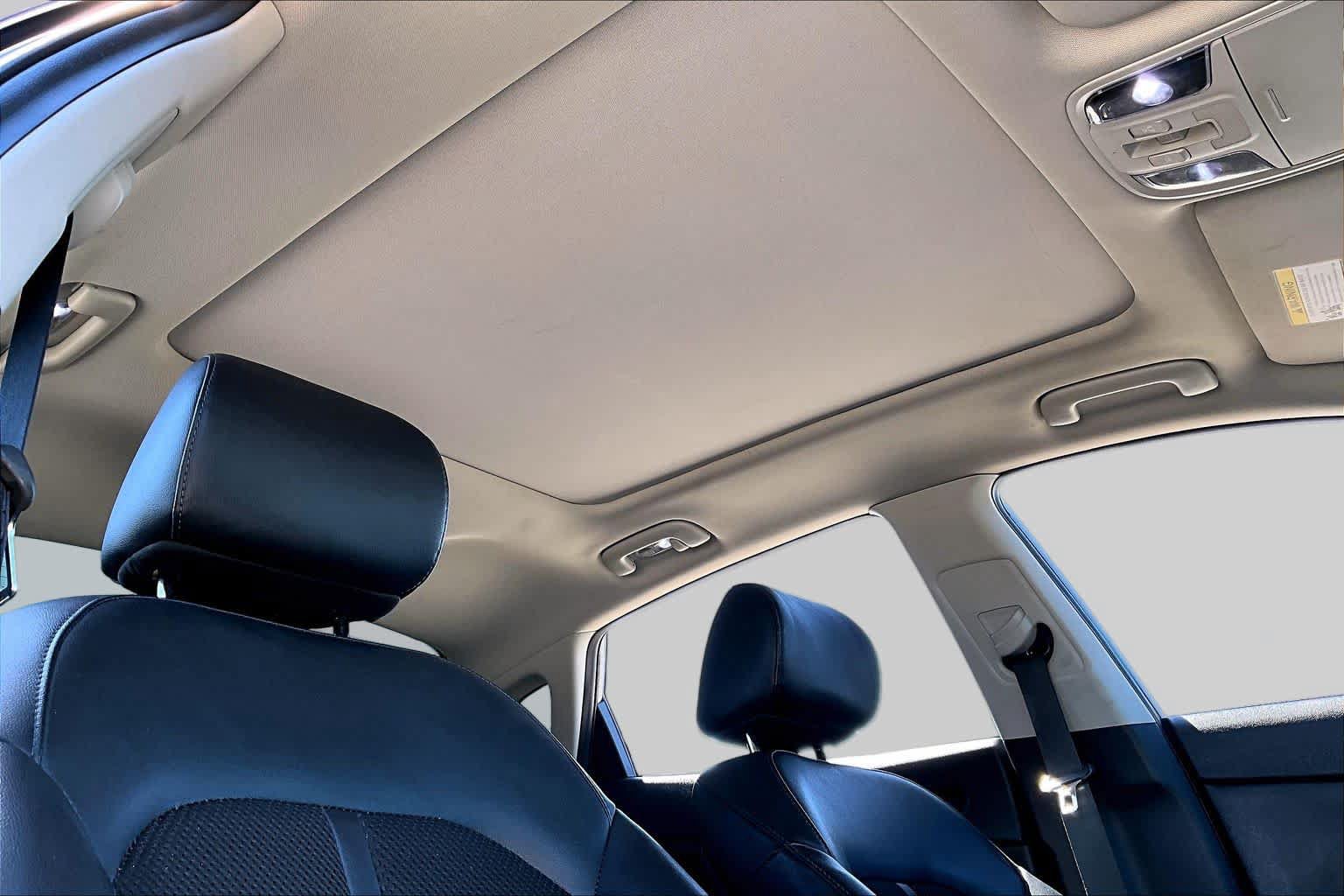 Used 2020 Kia Optima S w/ S Panoramic Sunroof Package FWD image 13
