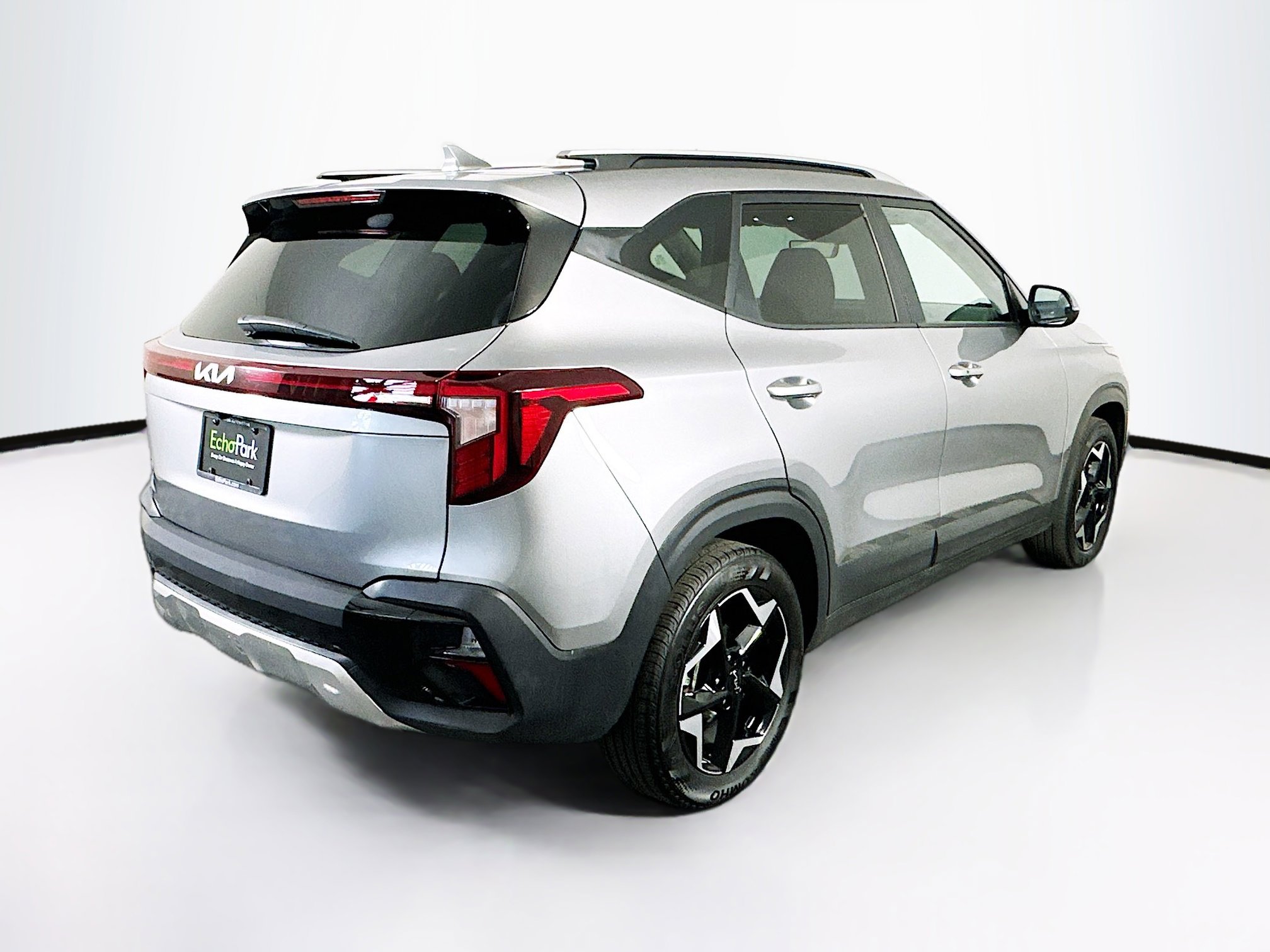 Used 2025 Kia Seltos S image 9