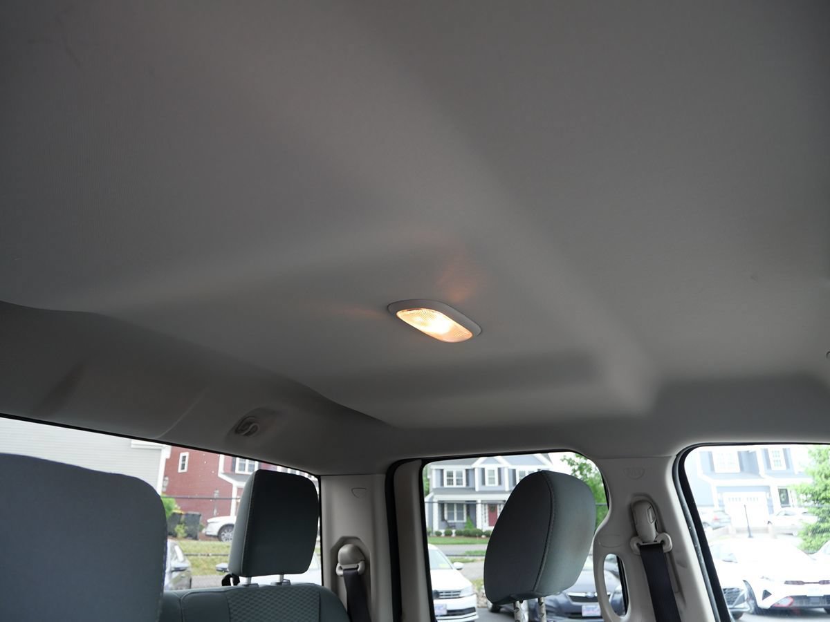 Used 2018 RAM 1500 Express AWD/4WD image 19