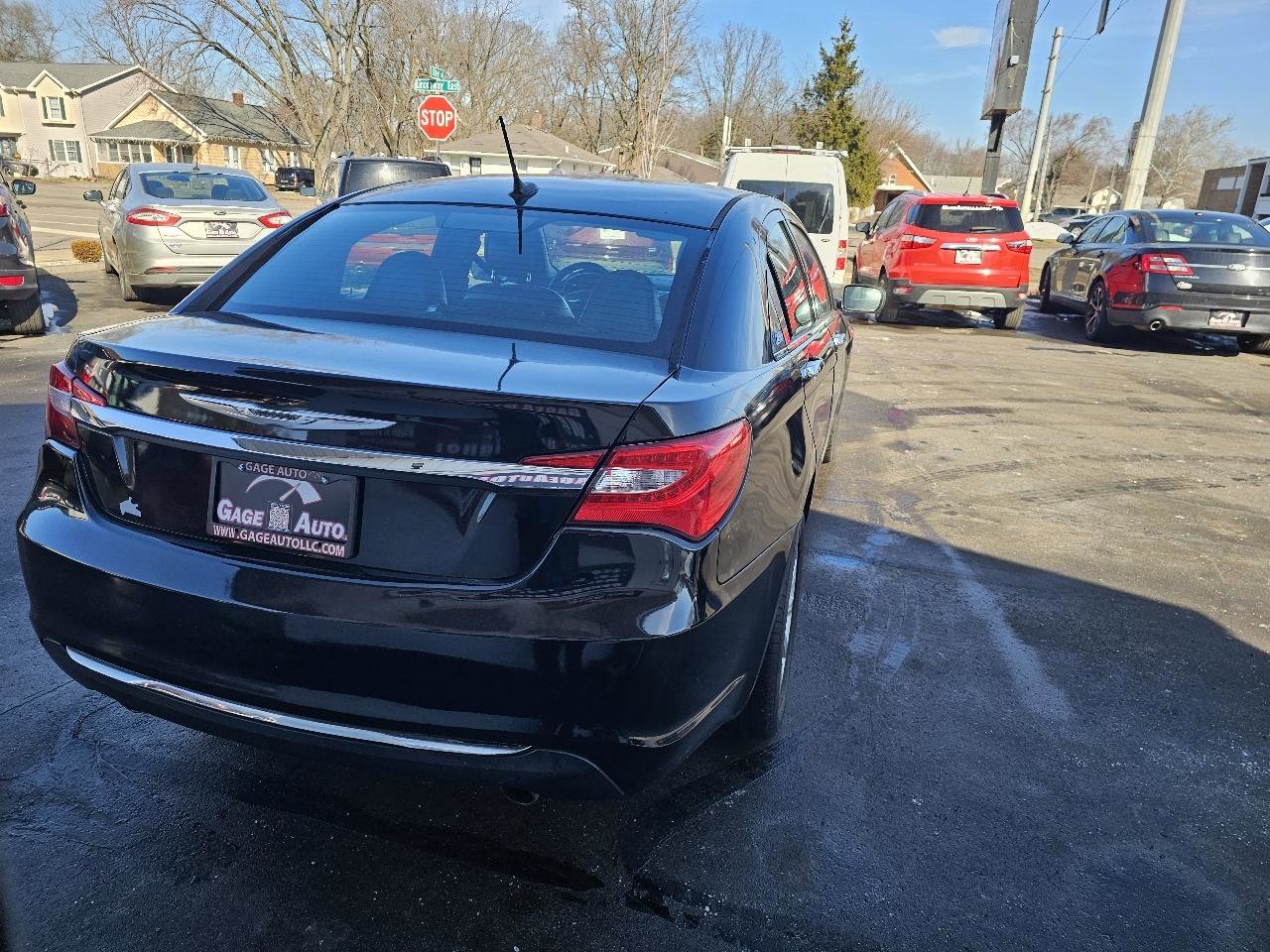 Used 2014 Chrysler 200 Limited image 11