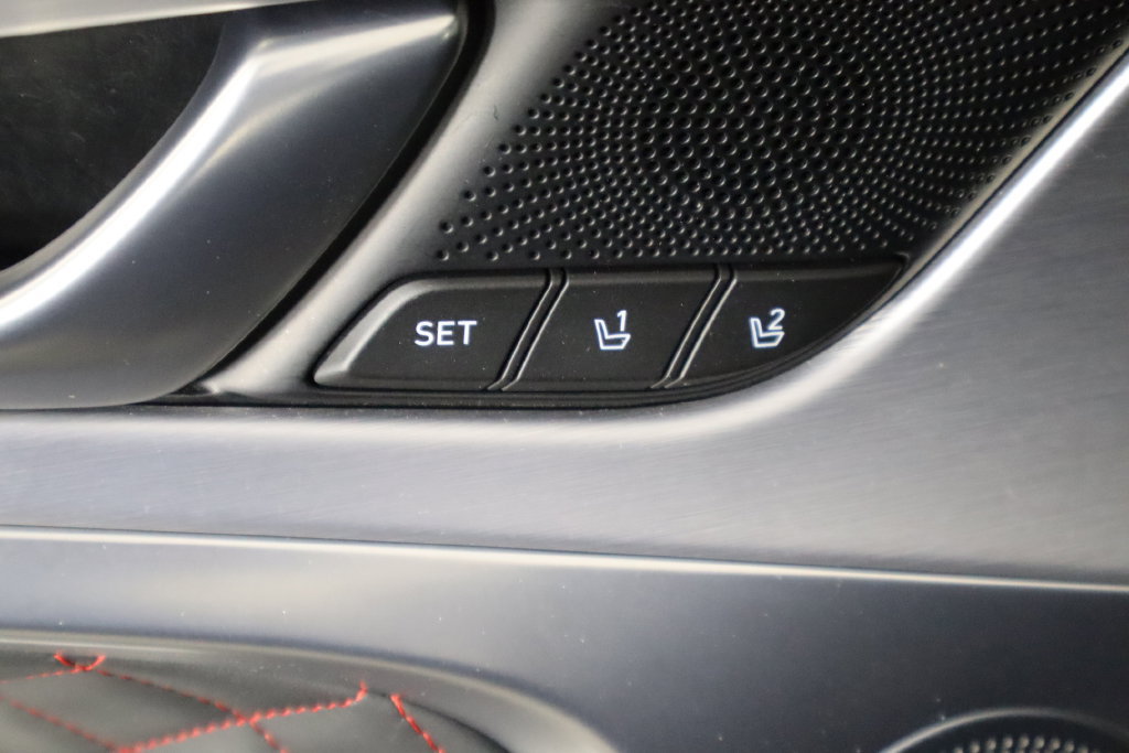 Used 2019 Genesis G70 2.0T Advanced w/ Sport Package RWD image 20