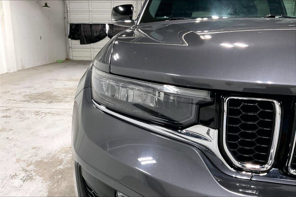 Used 2021 Jeep Grand Cherokee L Overland w/ Luxury Tech Group IV AWD/4WD image 38