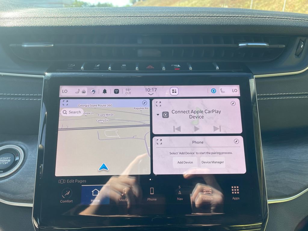 Used 2022 Jeep Grand Cherokee L Limited w/ Black Appearance Package image 14