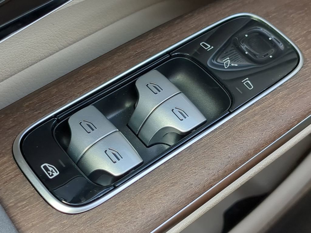 Used 2023 Mercedes-Benz EQS 450+ Sedan image 21