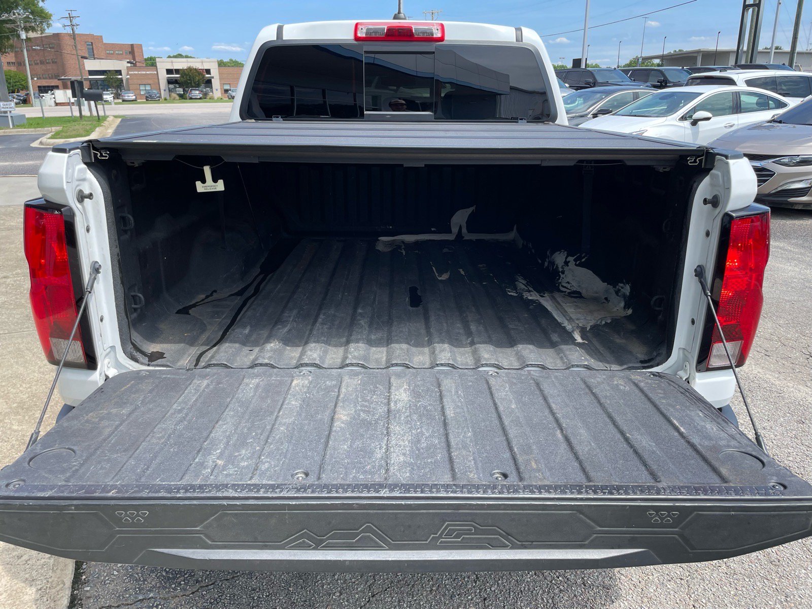 Certified 2023 Chevrolet Colorado W/T w/ Advanced Trailering Package AWD/4WD image 20