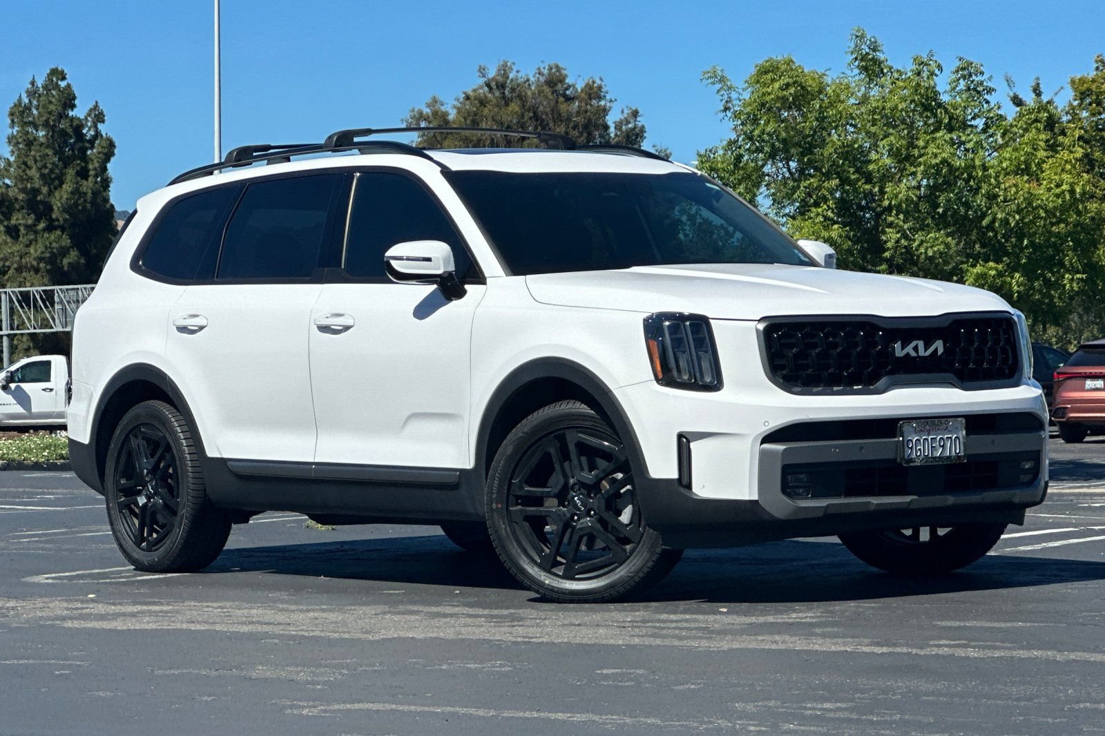 Used 2023 Kia Telluride SX Prestige X-Line AWD/4WD image 2