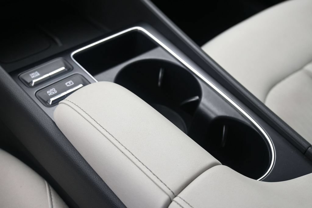 Used 2025 Hyundai Sonata SEL FWD image 24