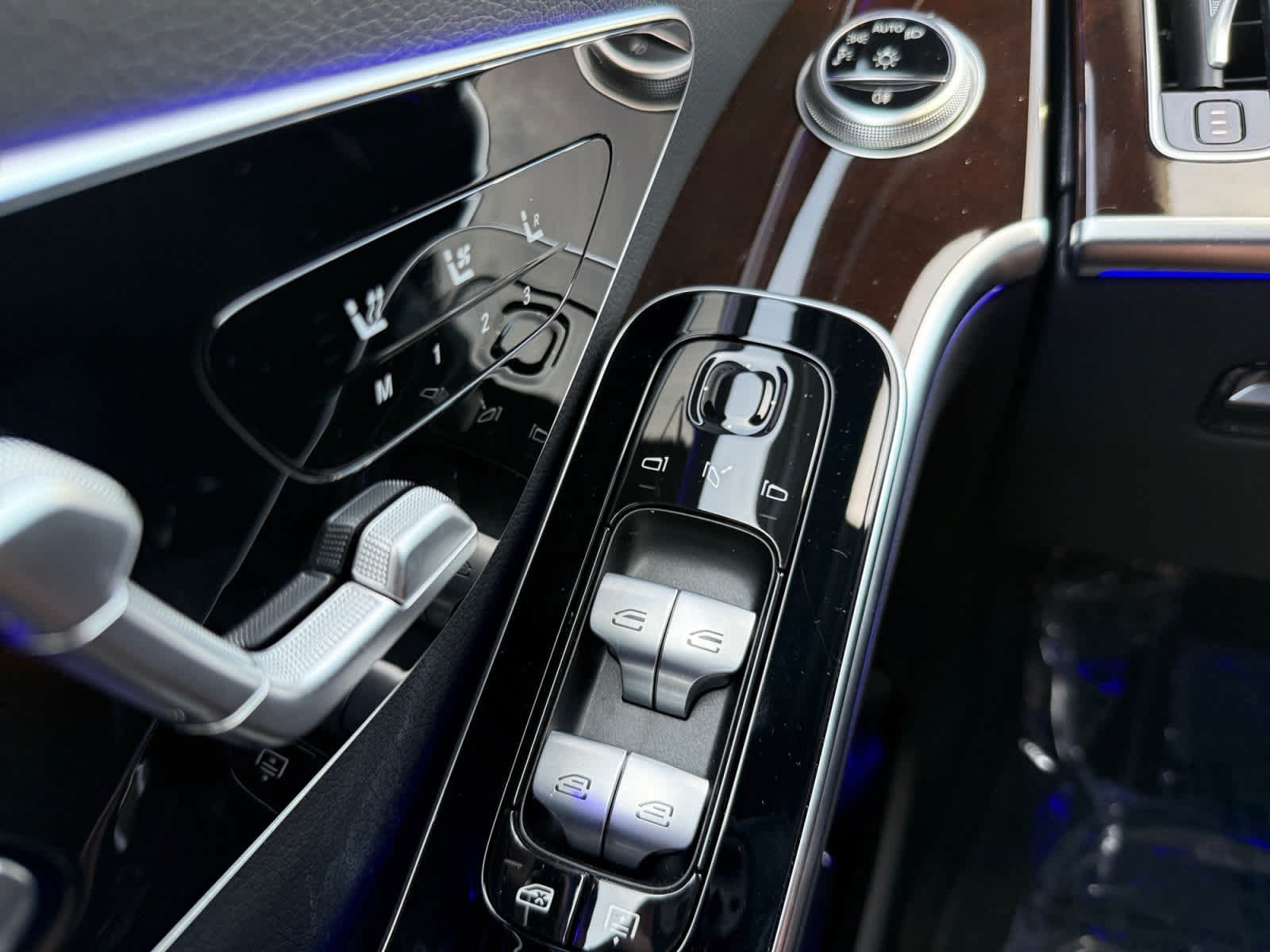 New 2026 Mercedes-Benz S 500 4MATIC image 25