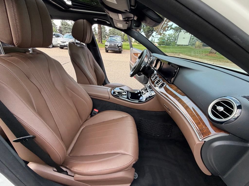Used 2017 Mercedes-Benz E 300 4MATIC image 39