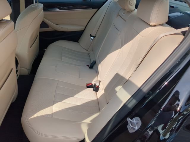 Used 2023 BMW 530e xDrive image 20