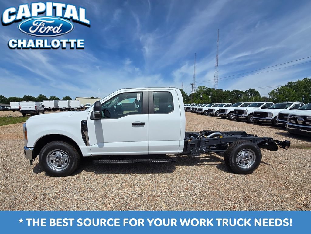 New 2026 Ford F250 XL w/ XL Chrome Package