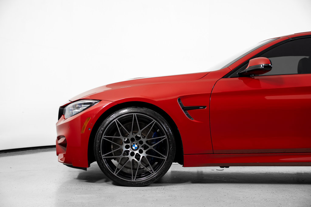 Used 2020 BMW M4 Convertible w/ Competition Package RWD image 12