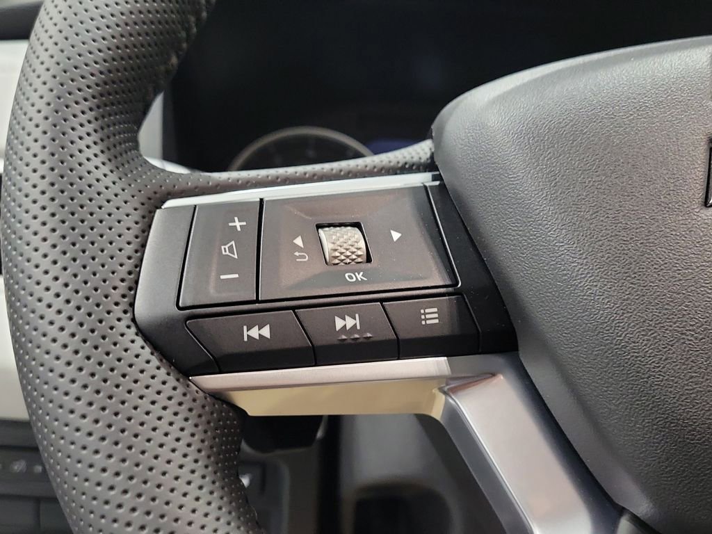 New 2026 Mitsubishi Outlander SE image 14