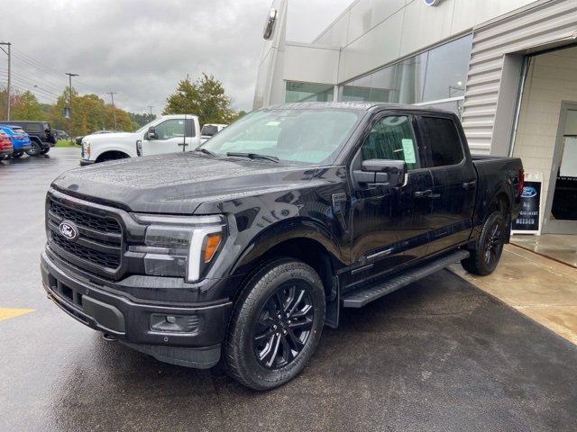 New 2025 Ford F150 Lariat image 2
