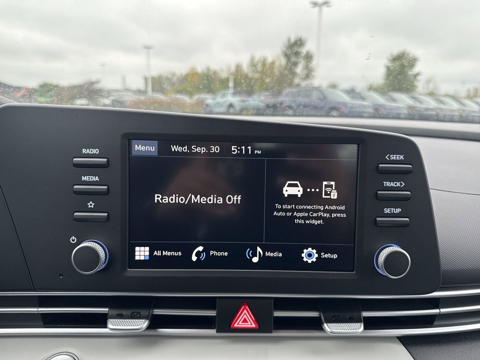 New 2026 Hyundai Elantra SEL Sport FWD image 17