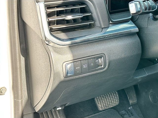 Used 2026 GMC Terrain Elevation w/ Elevation Premium Package FWD image 10