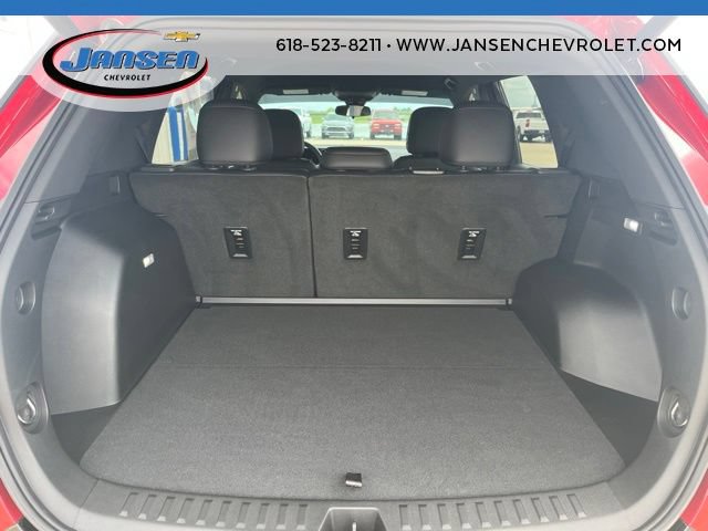 Used 2026 GMC Terrain AT4 w/ Convenience Package III AWD/4WD image 9