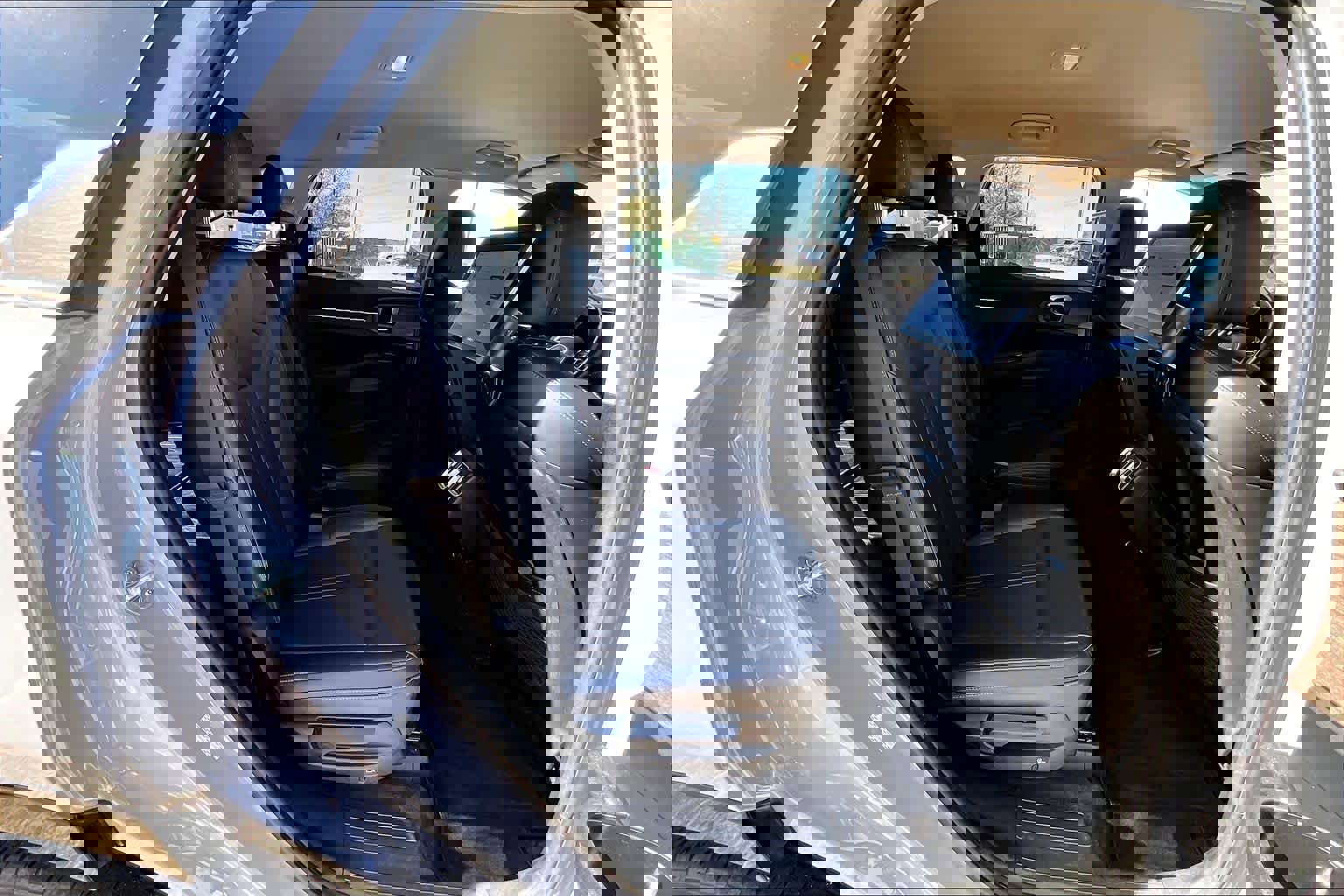 Used 2022 Kia Sorento EX image 17