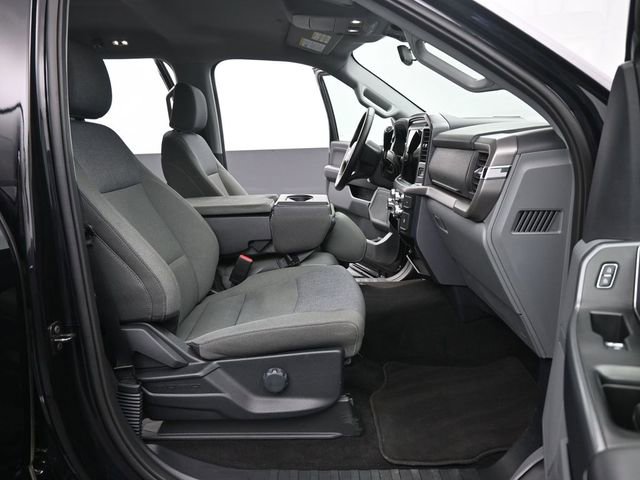 Used 2025 Ford F150 XLT w/ Equipment Group 301A Standard AWD/4WD image 18