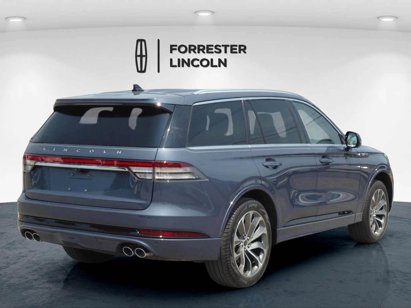 Used 2021 Lincoln Aviator Grand Touring w/ Elements Package Plus AWD/4WD image 3