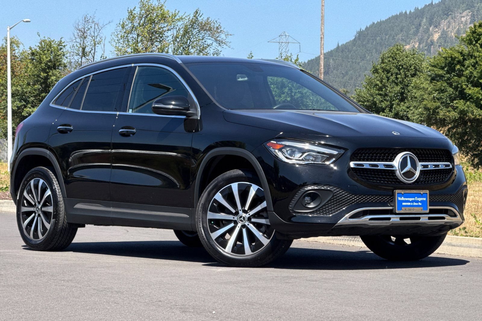 Used 2023 Mercedes-Benz GLA 250 4MATIC image 1