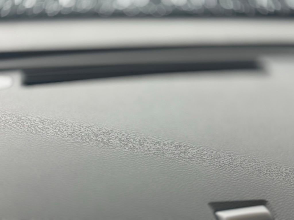 Used 2025 Nissan Ariya Platinum image 10