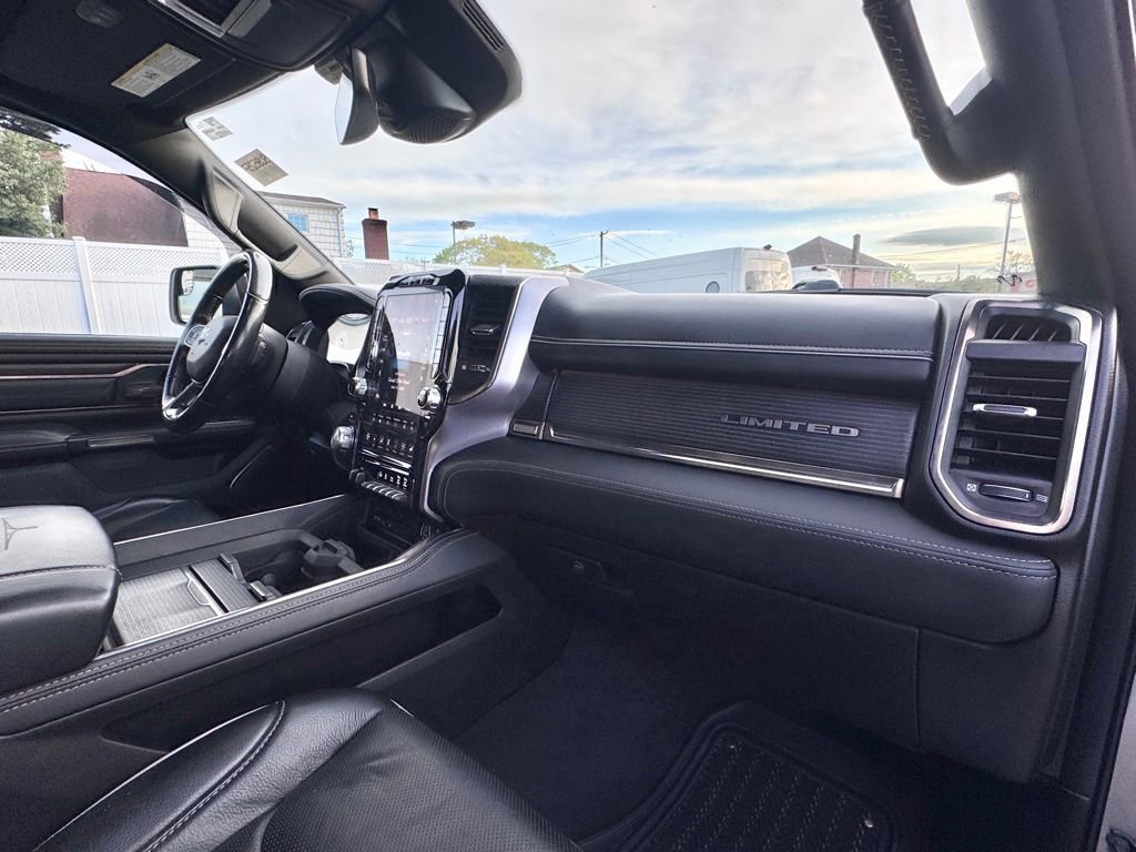 Certified 2019 RAM 1500 Limited w/ Advanced Safety Group AWD/4WD image 17