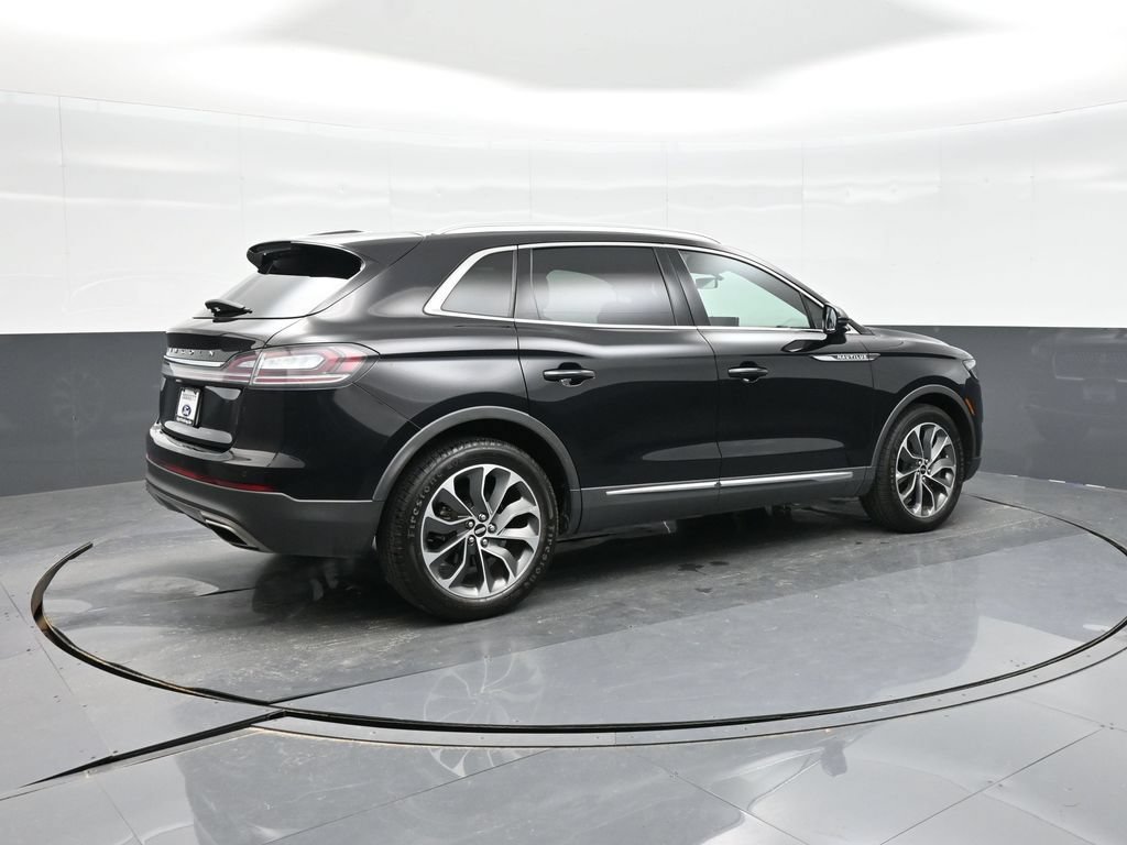 Used 2023 Lincoln Nautilus Reserve w/ Luxury Package FWD image 9