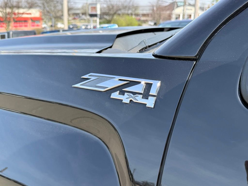 Used 2017 GMC Sierra 2500 SLT w/ Snow Plow Prep Package image 11