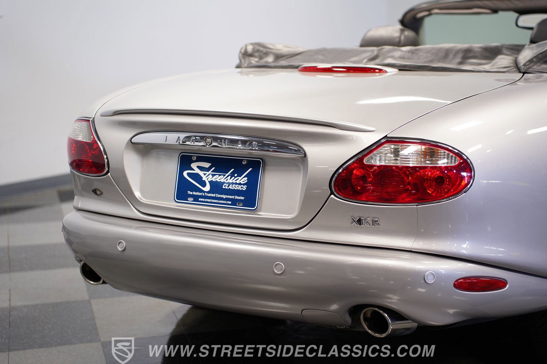 Used 2001 Jaguar XK8 Convertible image 26