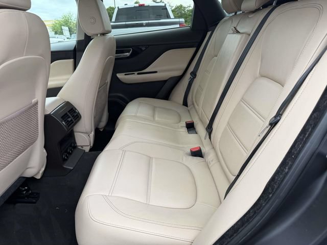 Used 2017 Jaguar F-PACE Prestige AWD/4WD image 11