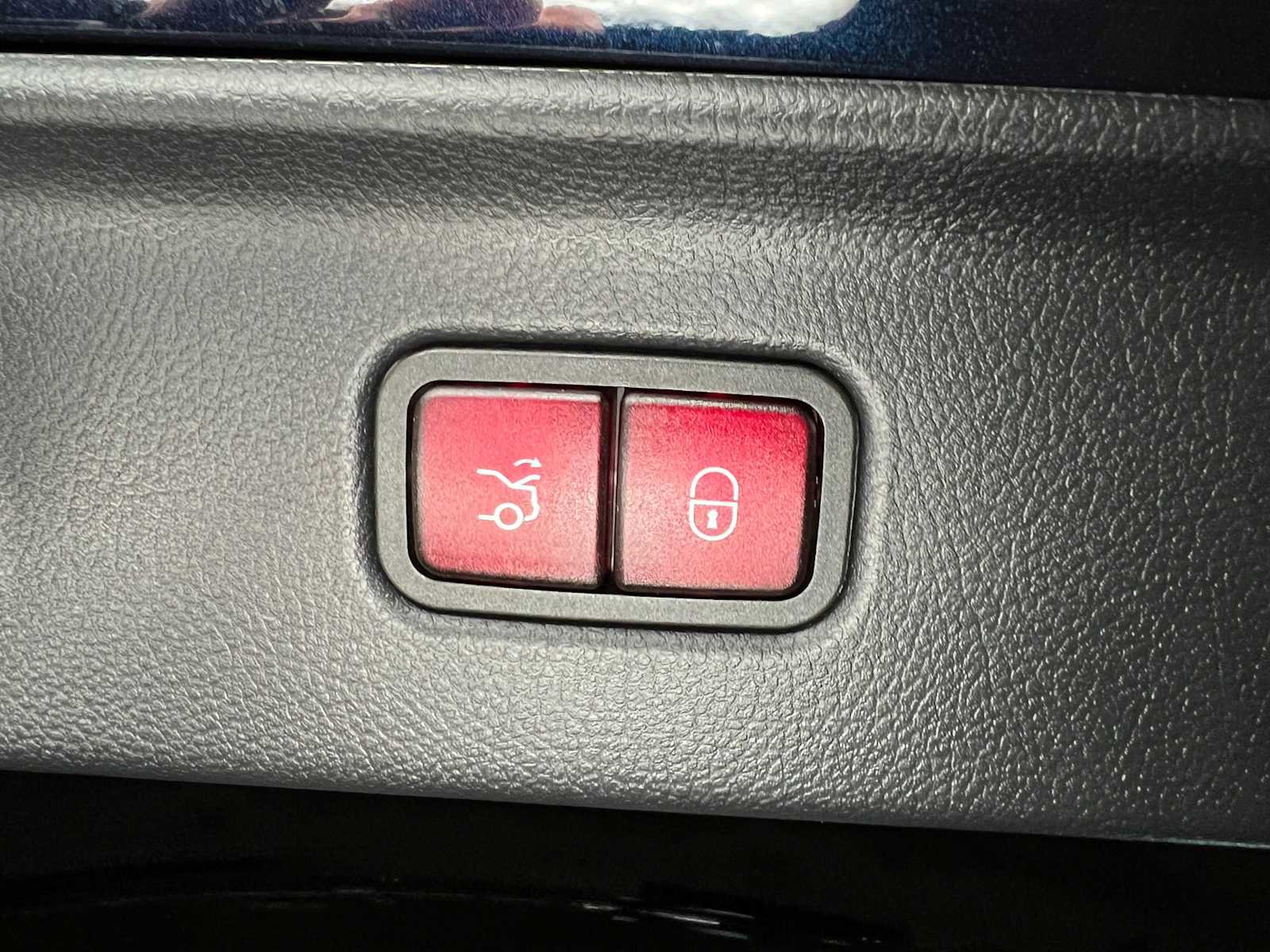 New 2026 Mercedes-Benz S 500 4MATIC image 17