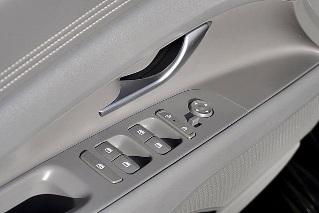 Certified 2026 Hyundai Elantra Sport image 22