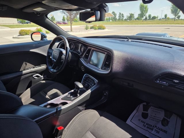 Used 2016 Dodge Challenger R/T RWD image 35