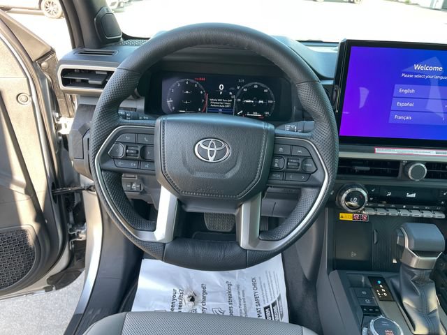 Used 2024 Toyota Tacoma Limited w/ Limited Package (LT) AWD/4WD image 23