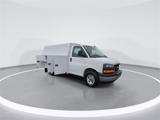 New 2025 GMC Savana 3500 w/ Power Convenience Package image 2