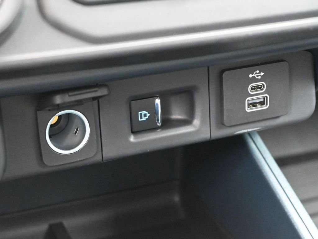 New 2026 Ford Maverick Lobo image 18