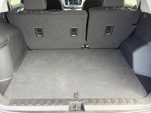 Used 2024 GMC Terrain SLE FWD image 16