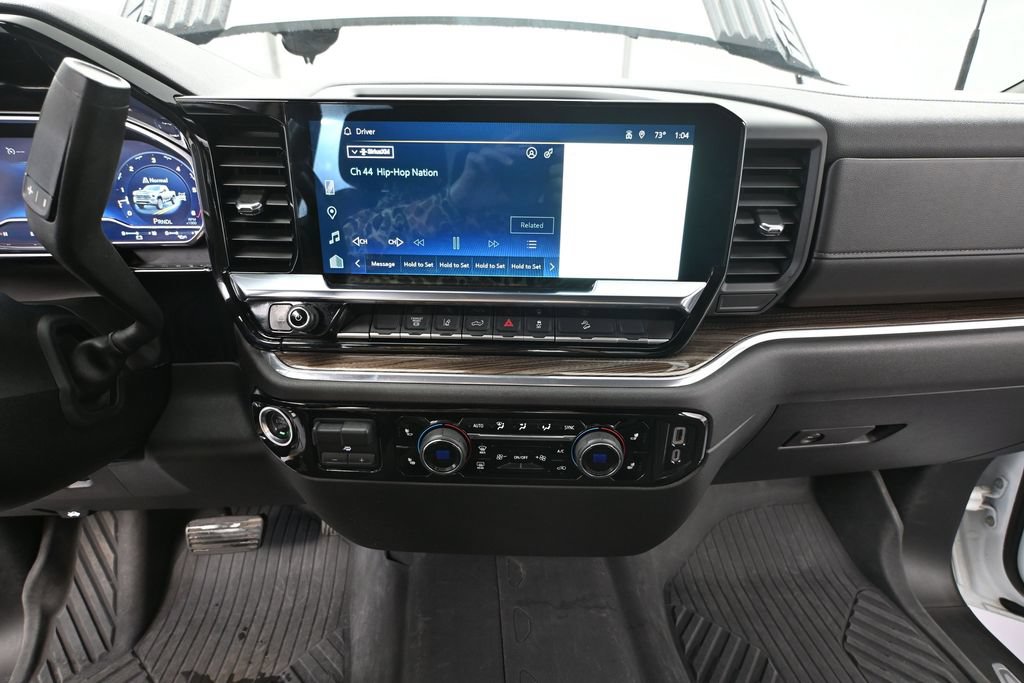 Used 2025 Chevrolet Silverado 2500 LT AWD/4WD image 25