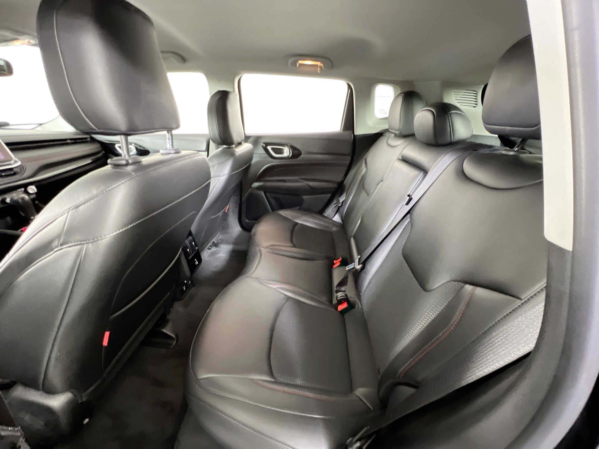 Used 2022 Jeep Compass Trailhawk w/ Trailhawk Convenience Group image 22