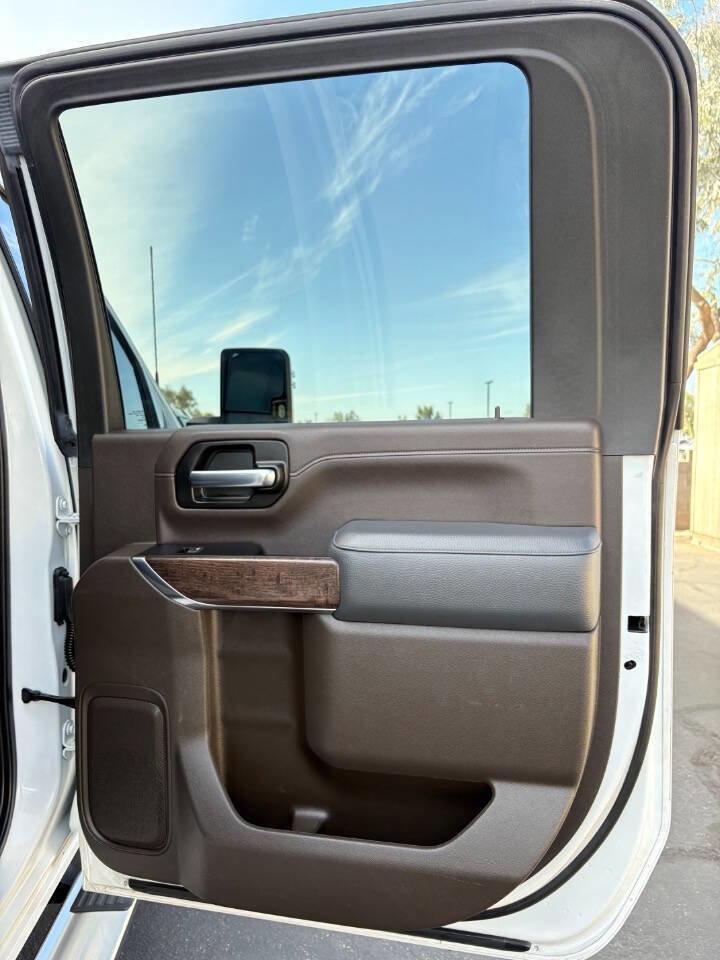 Used 2023 GMC Sierra 2500 Denali image 38