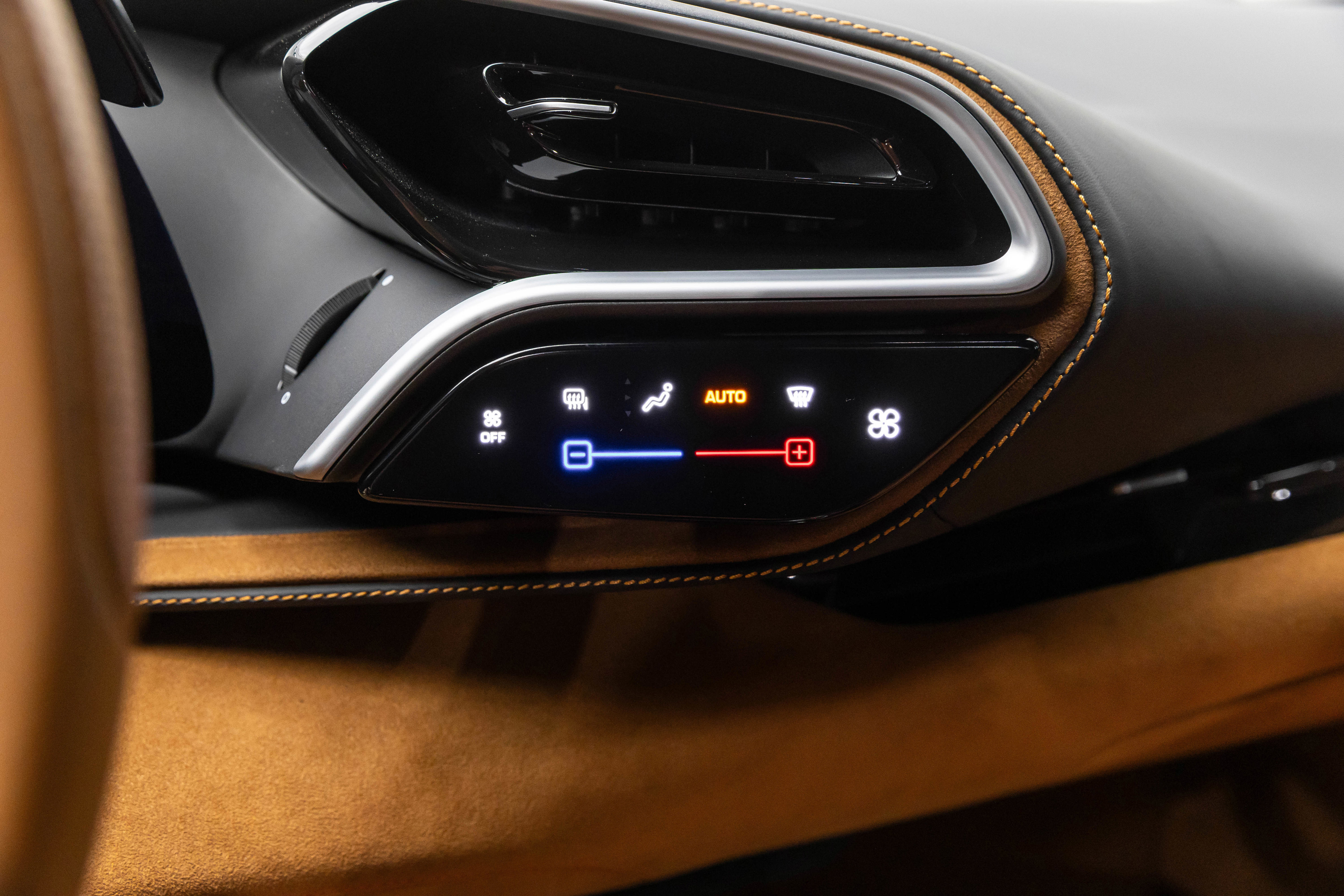 Used 2025 Ferrari 296 GTB image 29