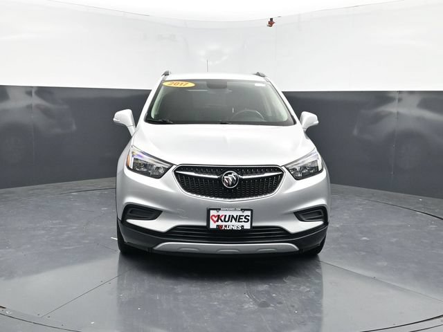 Used 2017 Buick Encore Preferred FWD image 2