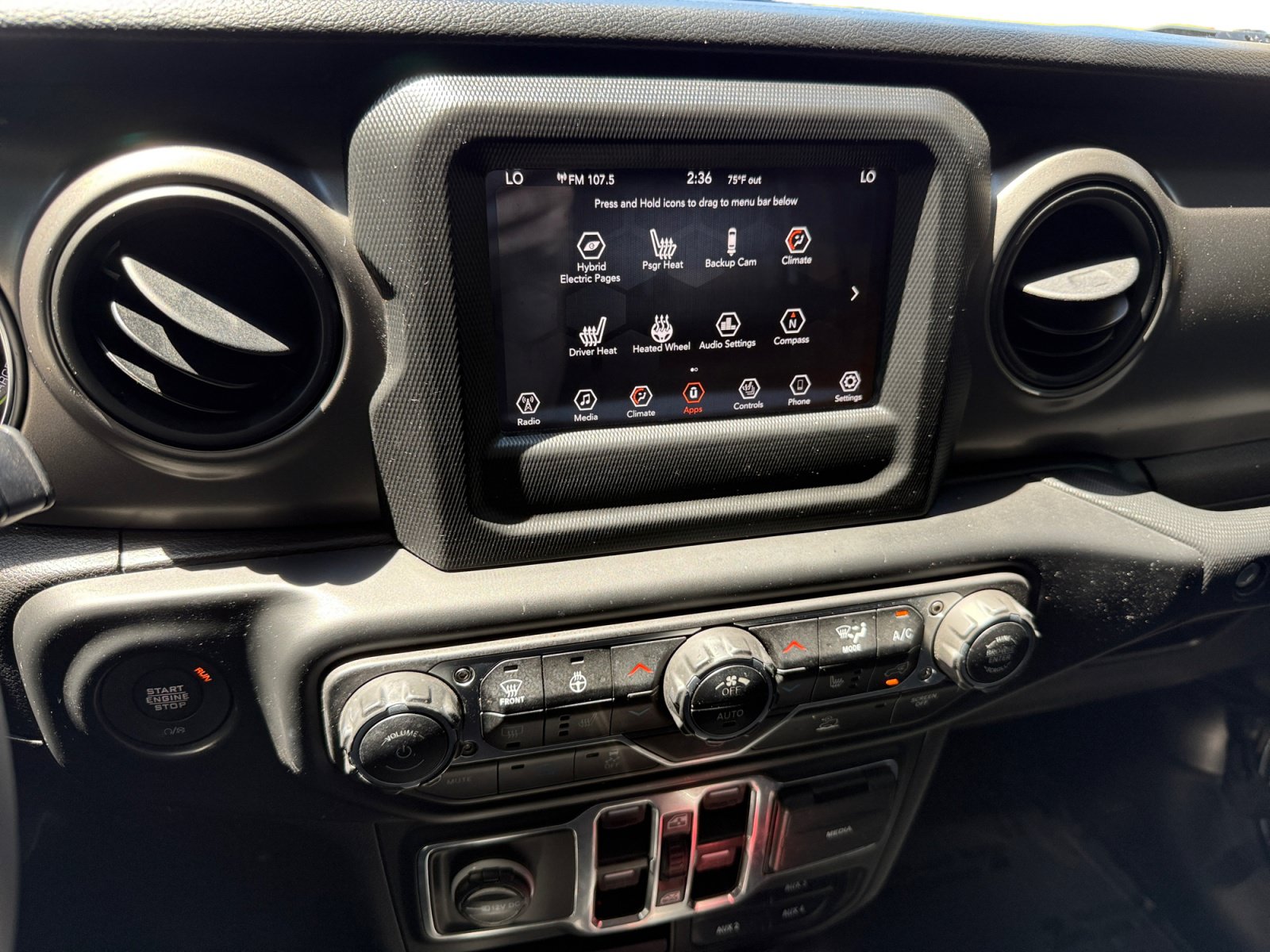 Used 2023 Jeep Wrangler Unlimited w/ Cold Weather Group AWD/4WD image 12