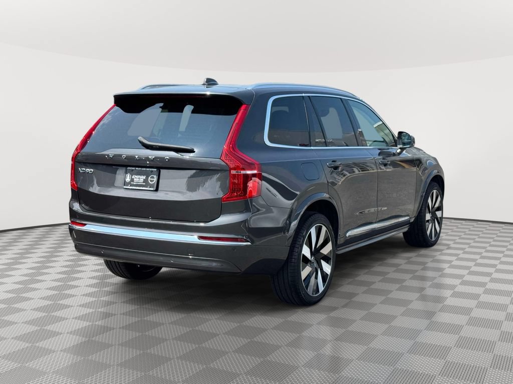 Certified 2024 Volvo XC90 T8 Plus w/ Protection Package AWD/4WD image 4