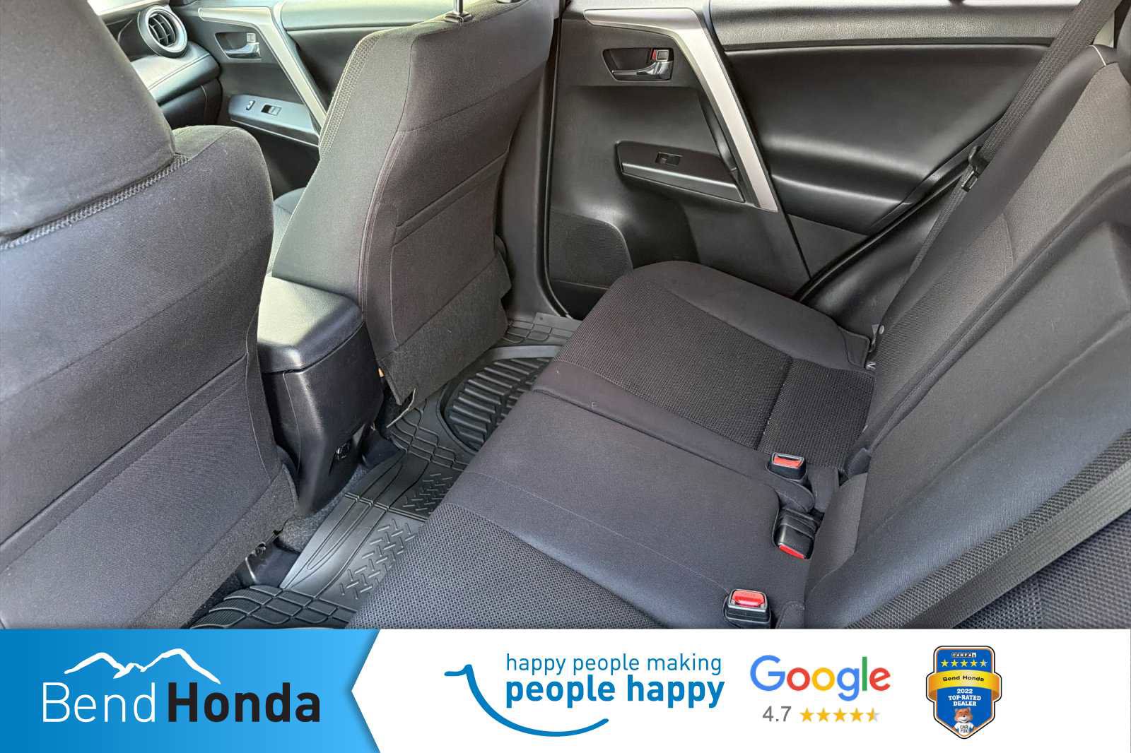 Used 2018 Toyota RAV4 XLE image 4