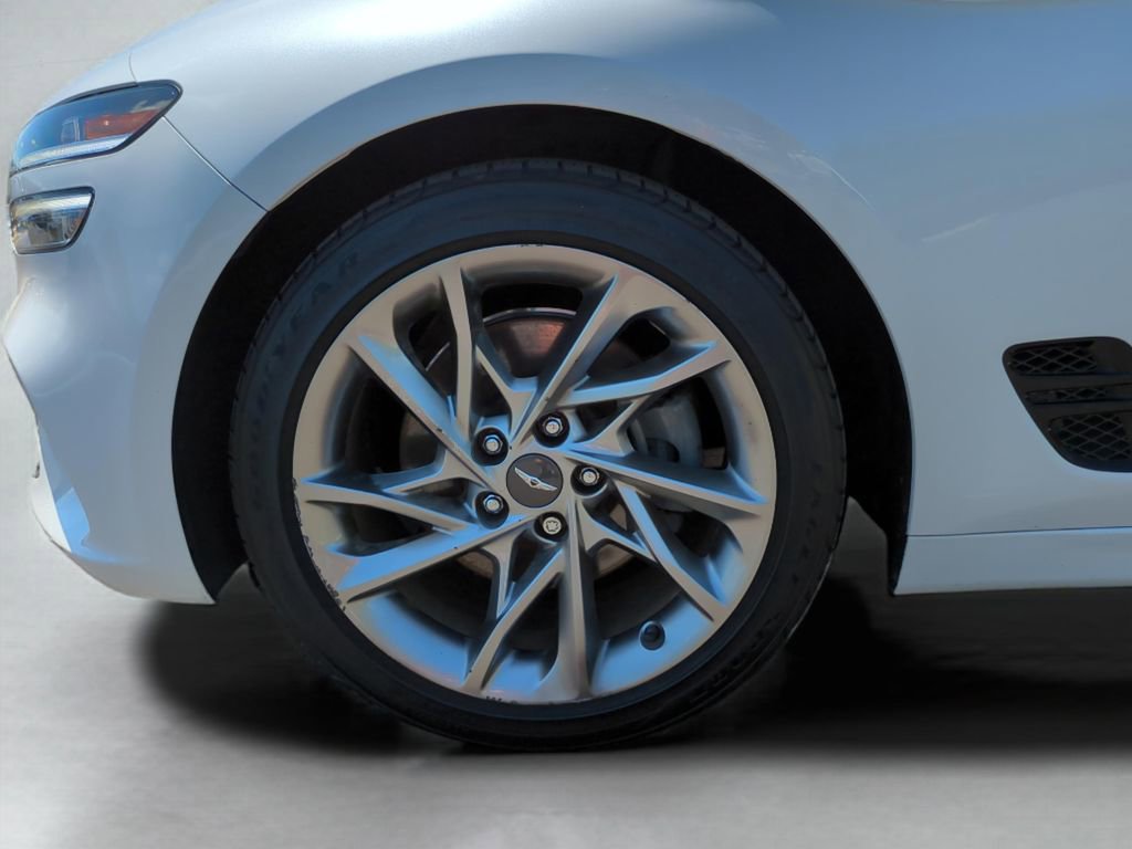 Used 2022 Genesis G70 2.0T RWD image 26